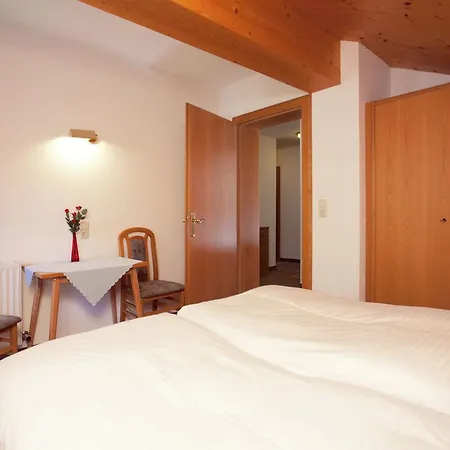 Apartment Steinplatte